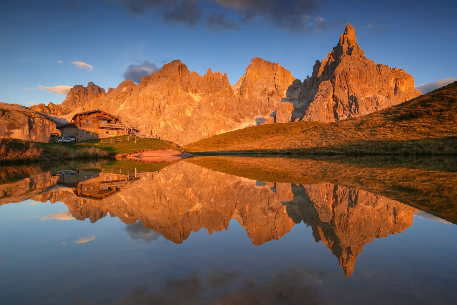 Pale di San Martino gebergte tijdens zonsondergang